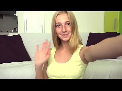 ❤️ Når jeg kjeder meg onanerer jeg dovent den rosa fitten min ❌ Hjemmelaget porno hos oss