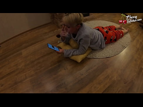 ❤️ Crazy blonde suger stor pikk suger og spretter på den - analsex ❌ Hjemmelaget porno hos oss